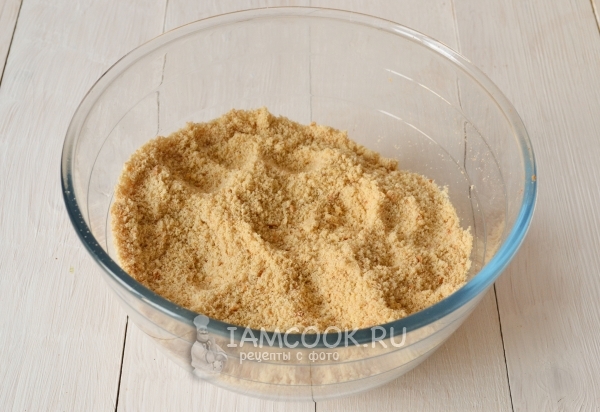 Измельчить печенье