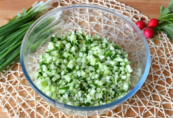 Порубили огурец