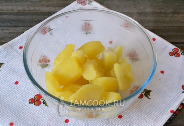 Сварить картофель