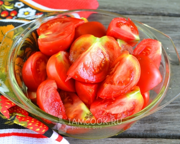 Порезать помидоры