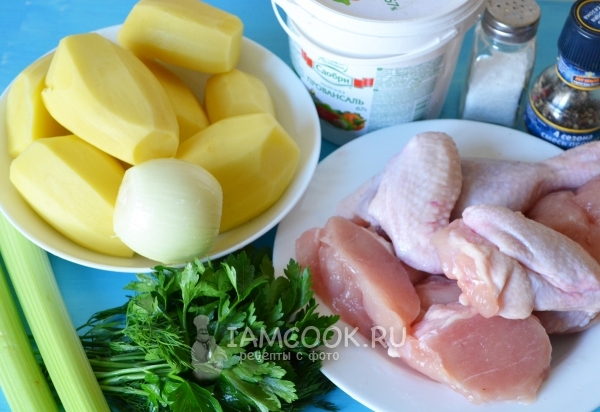 Ингредиенты для курицы с сельдереем и картофелем в духовке