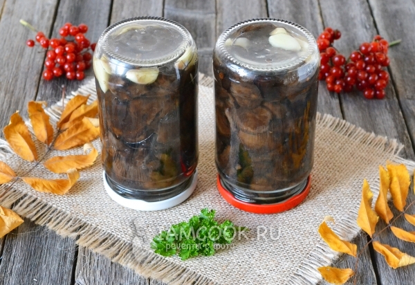 Фото маринованных свинушек в банках на зиму