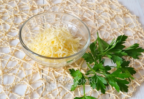 Натереть сыр