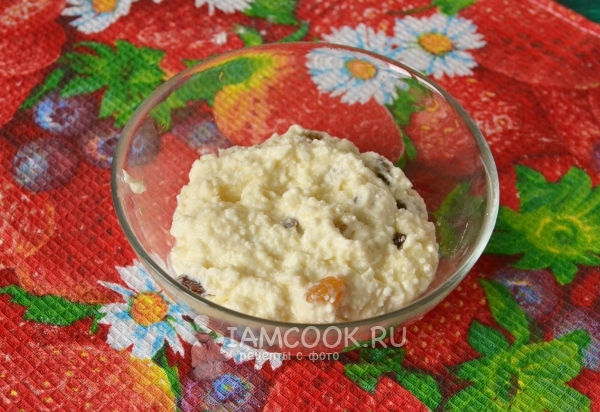 Добавить изюм