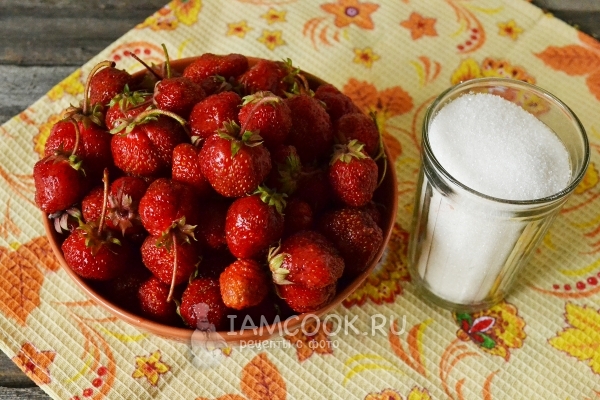 Ингредиенты для джема 5-минутки из клубники