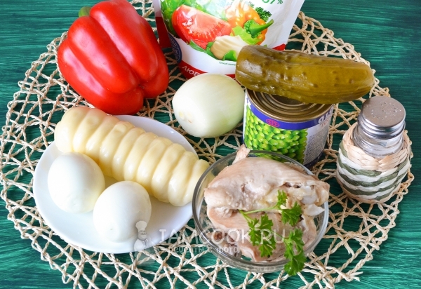 Ингредиенты для салата «Новогодний триумф»