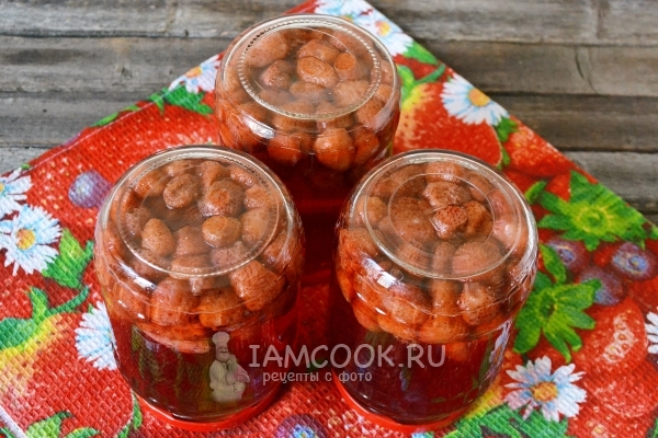 Фото компота из клубники на зиму без стерилизации