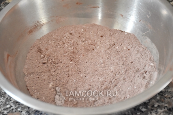 Смешать сухие ингредиенты