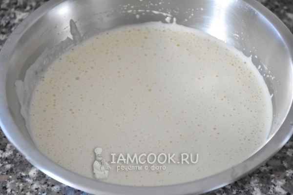 Влить кефир