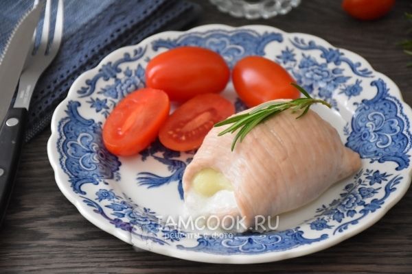 Фото рулетиков из индейки с начинкой в духовке