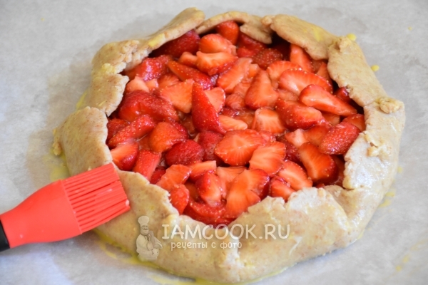 Подвернуть края теста