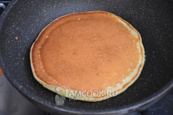 Пожарить панкейки