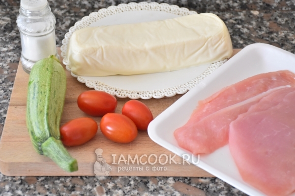 Ингредиенты для рулетиков из индейки с начинкой в духовке