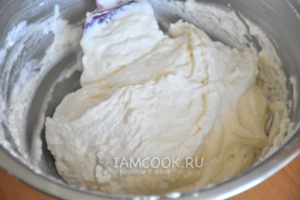 Размешать тесто