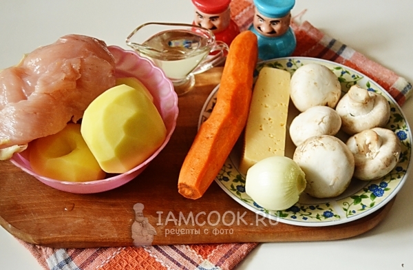Ингредиенты для курицы с картошкой и грибами в горшочках