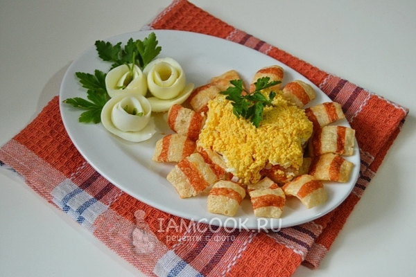 Рецепт салата «Подсолнух» со шпротами