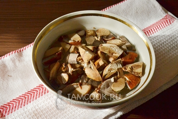 Порезать грибы