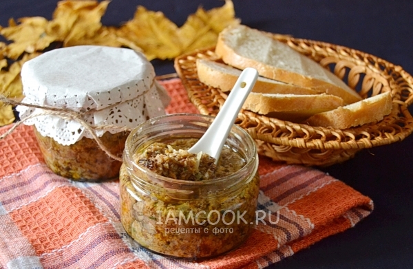 Фото икры из рыжиков с морковью на зиму