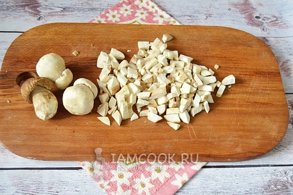 Порезать грибы