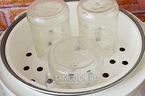 Простерилизовать банки