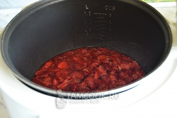 Переложить клубнику в мультиварку