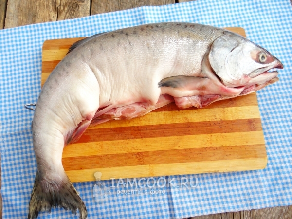 Почистить рыбу