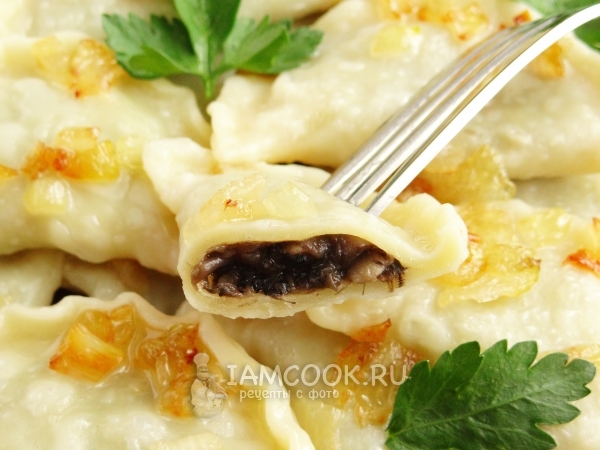 Кусочек вареника