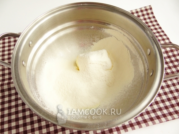 Просеять муку