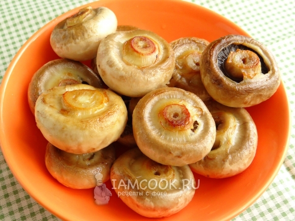 Обжаренные снизу шампиньоны