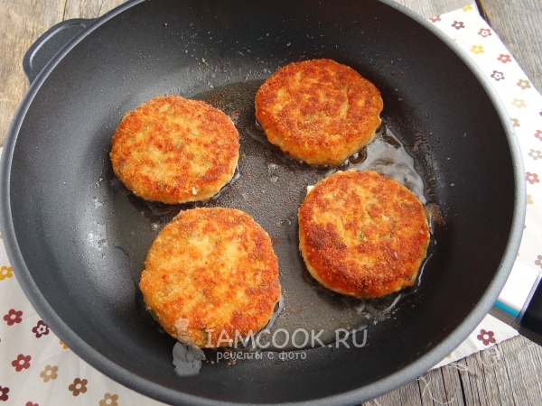 Жарим котлеты с другой стороны