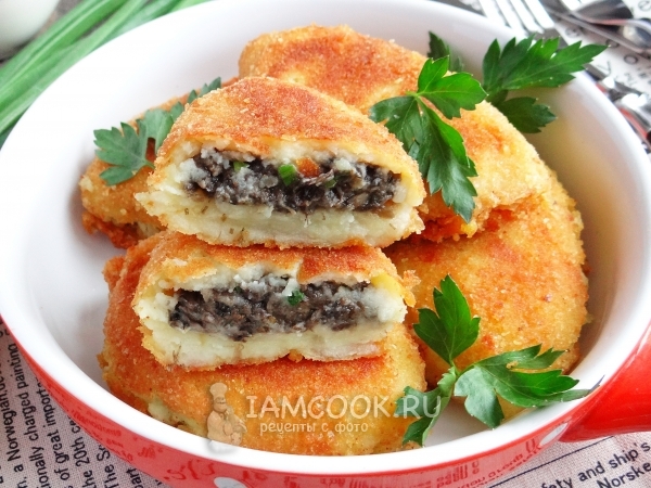 Пирожки с грибами