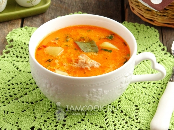 Рецепт рыбного супа из консервированной горбуши