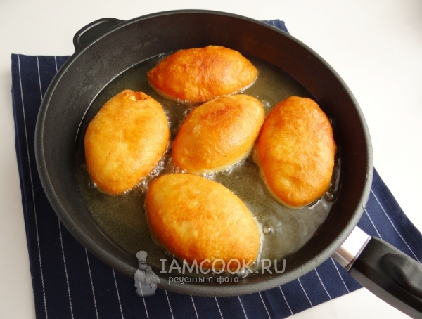 Пожарить пирожки