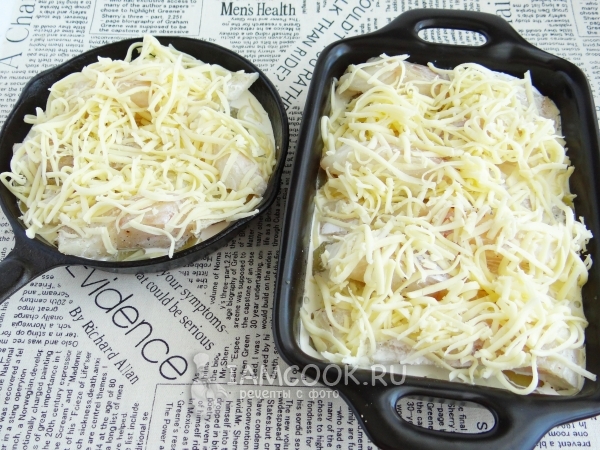 Посыпать тертым сыром