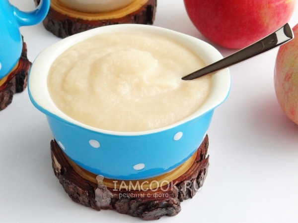 Фото яблочного пюре со сливками