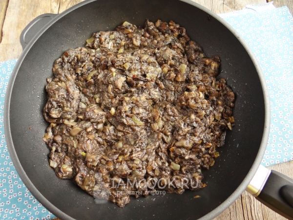 Размешать грибную массу