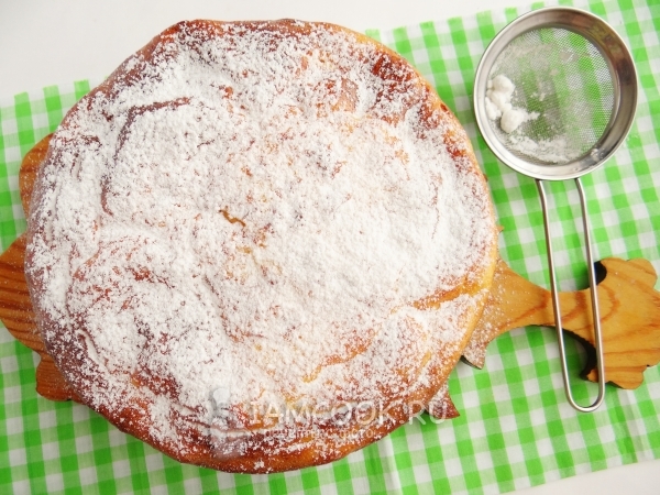 Посыпать сахарной пудрой