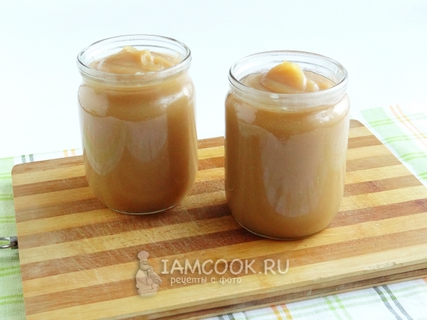 Разложить пюре по банкам