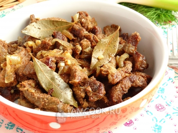 Тушеное мясо лосятины 