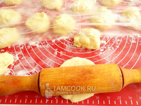 Раскатать тесто