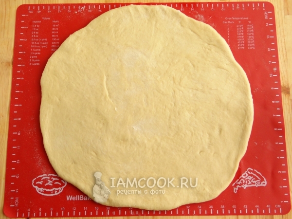 Раскатать тесто в круг