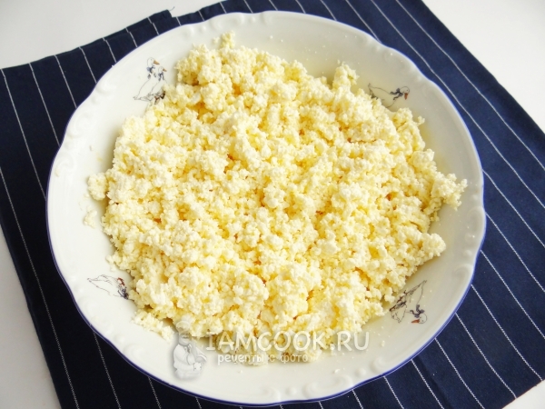 Размешать творожную начинку