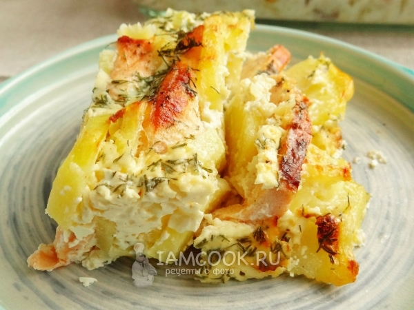 Вкусная семга с картошкой в духовке