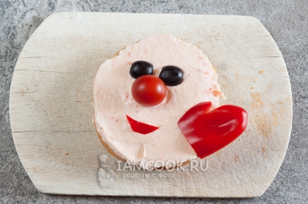 Положить детали лица