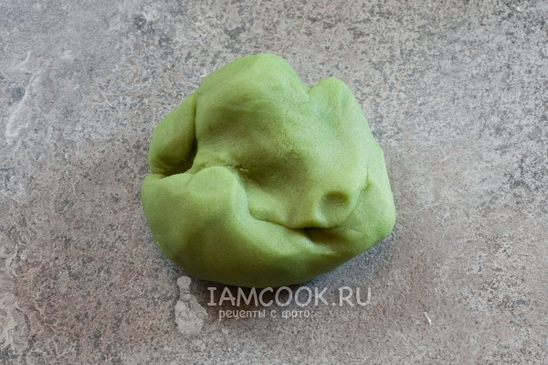 Покрасить марципан в зеленый цвет