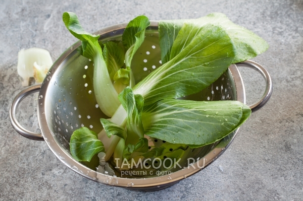 Промыть пак чой