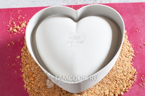 Вырезать корж