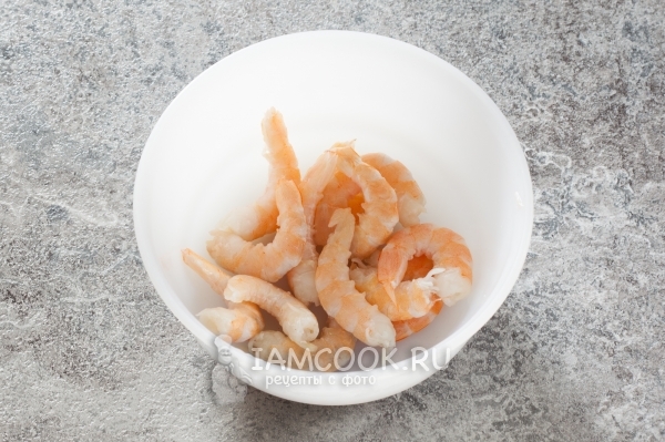 Почистить креветки
