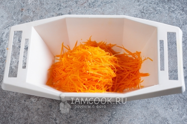 Натереть тыкву на терке
