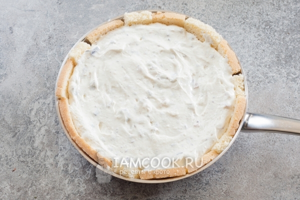 Выложить рикотту в форму